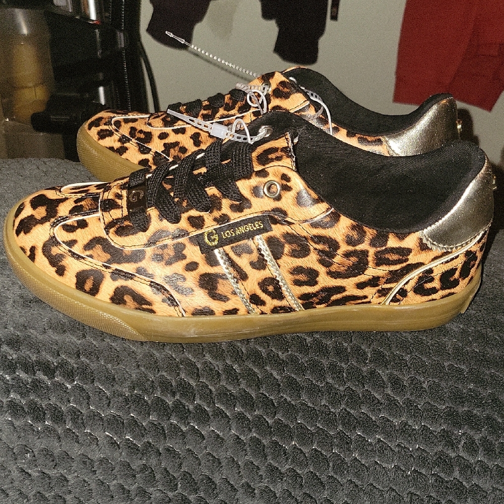 GBG Los Angeles Leopard Print Sneakers